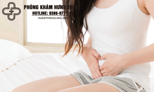 Khí hư ra nhiều cắn quần lót rách có sao không?