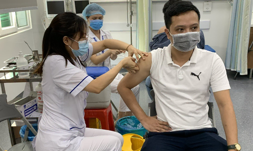 Tiêm phòng vacxin ở Hà Nội